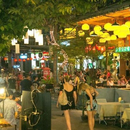 The Street Hostel Bangkok Exteriör bild