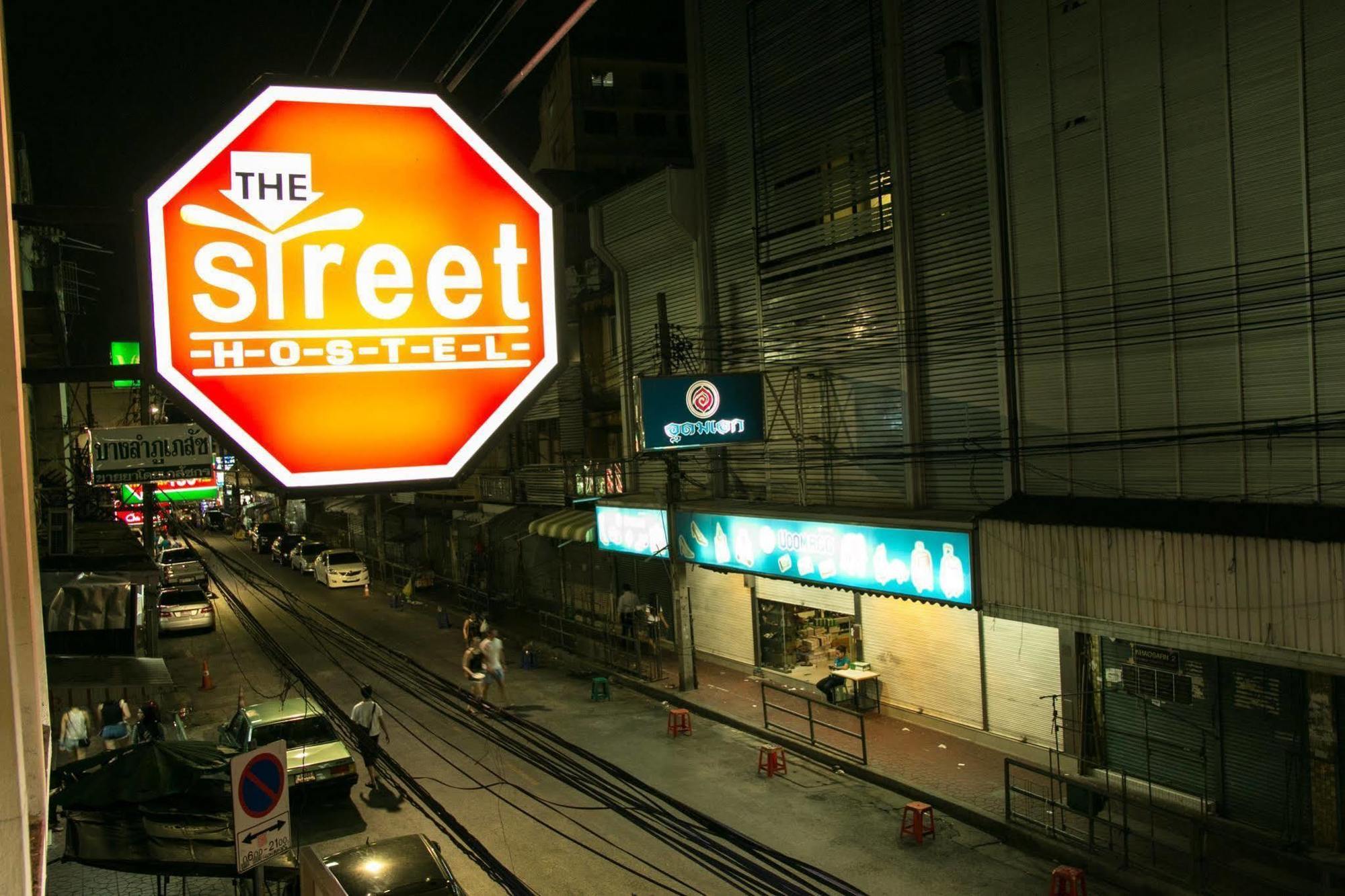 The Street Hostel Bangkok Exteriör bild